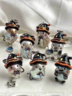 P242-Halloween Collection High Quality Flameball Pearl Detachable Cutie Pendants